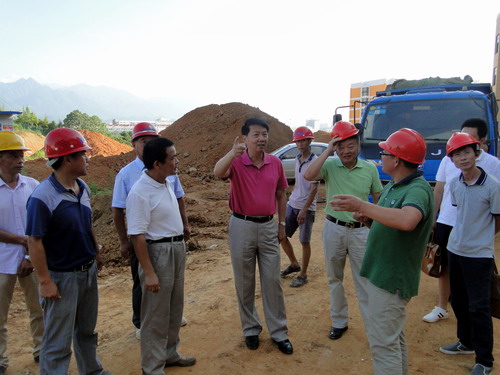 http://www.jju.edu.cn/_mediafile/jjxueyuan/2016/08/11/2piaor4h5m.jpg