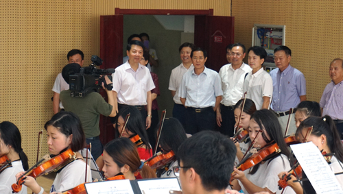http://www.jju.edu.cn/_mediafile/jjxueyuan/2016/09/09/27sgi8c7er.jpg